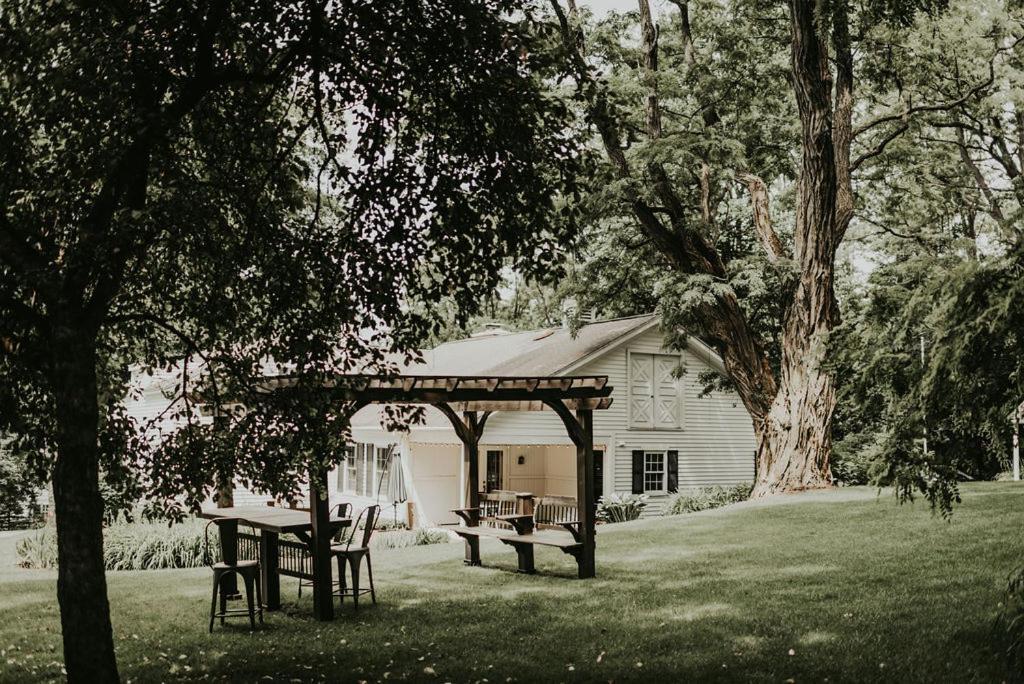 The Bond 1835 Hotel Skaneateles Ngoại thất bức ảnh
